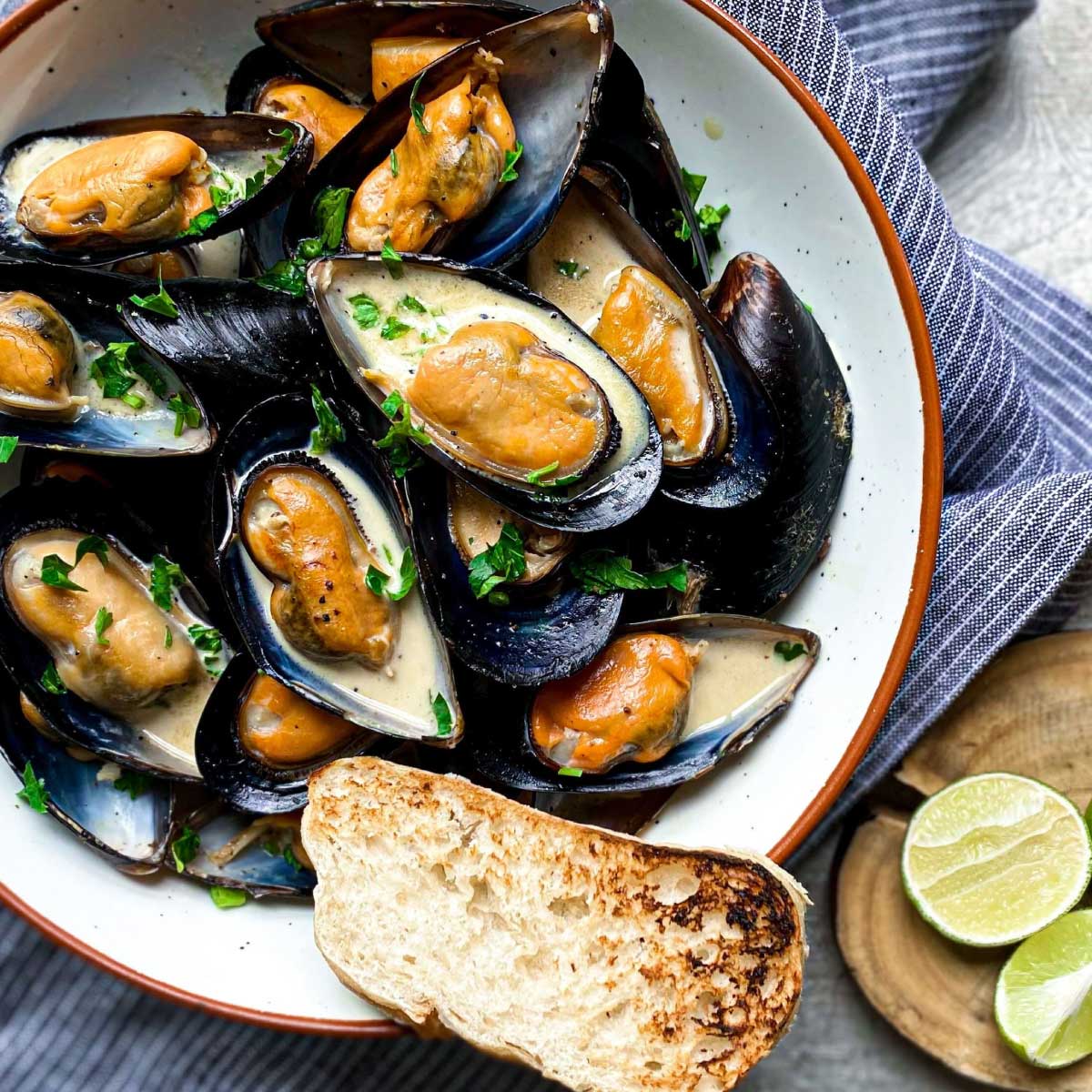 Choritos con Concha 1kg