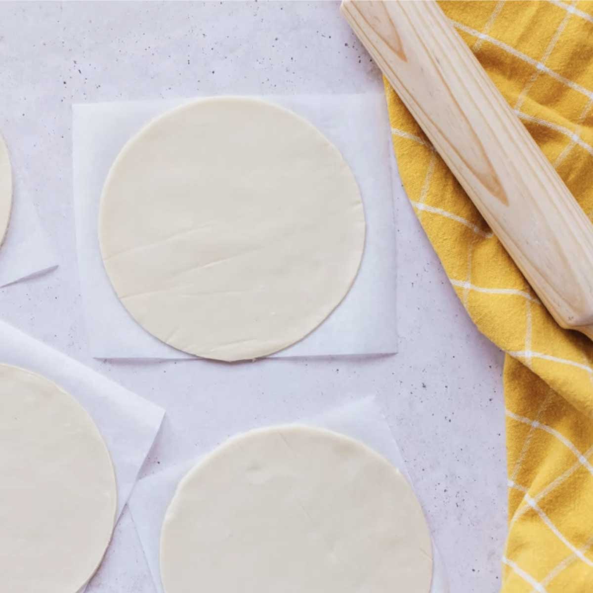 Masa Empanadas 15cm (20 uni) - LAKOSA